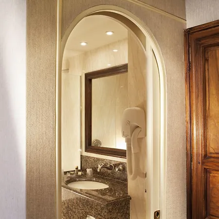 Hotel Western Left Bank St Germain 3*
